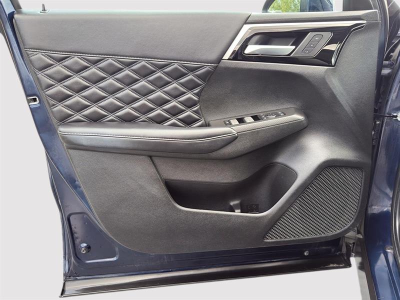 mitsubishi Outlander 2023 - 18