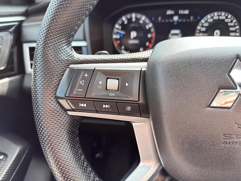 mitsubishi Outlander 2023 - 24