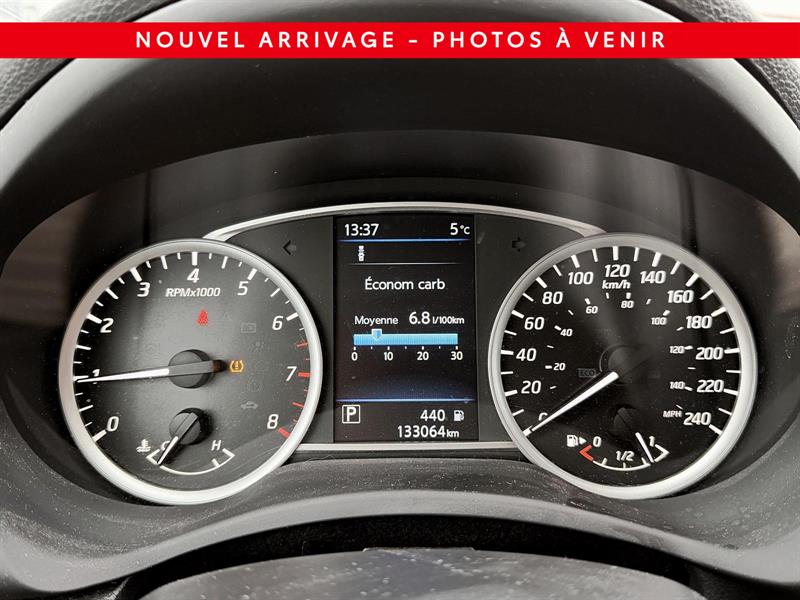 nissan Sentra 2019 - 13