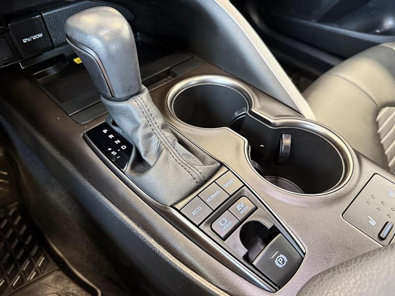 toyota Camry Hybrid 2022 - 28