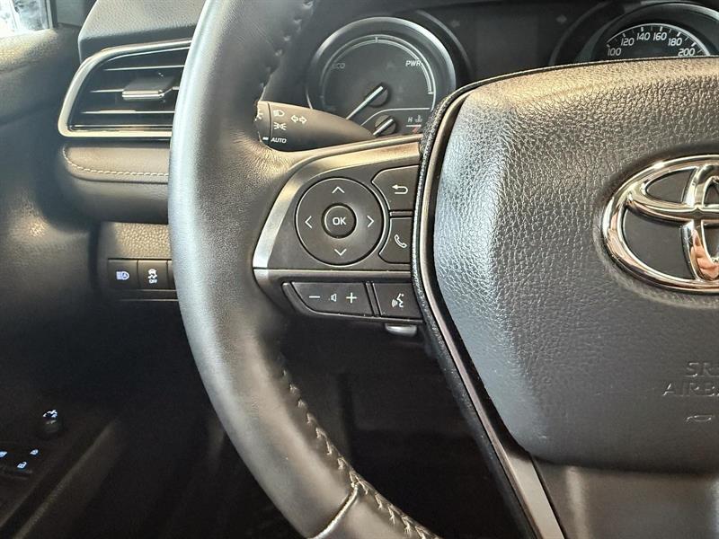 toyota Camry Hybrid 2022 - 30