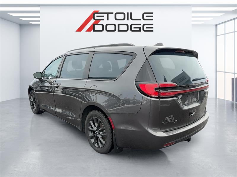 chrysler Pacifica 2022 - 4