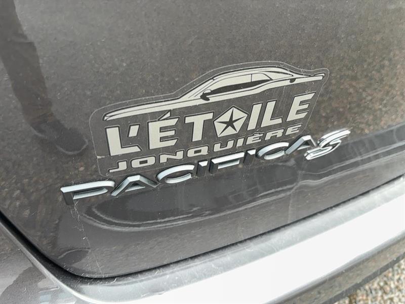 chrysler Pacifica 2022 - 6