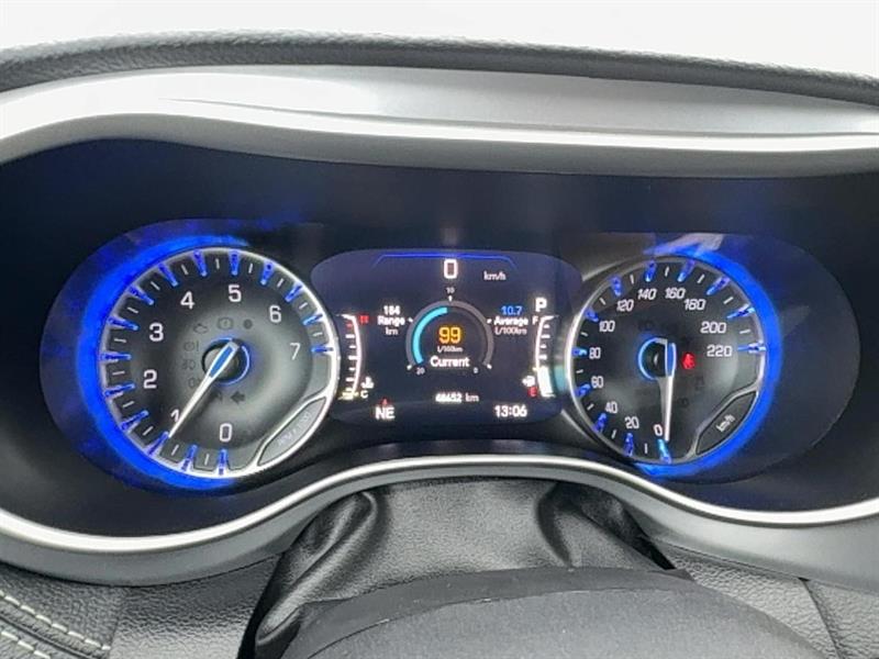 chrysler Pacifica 2022 - 14