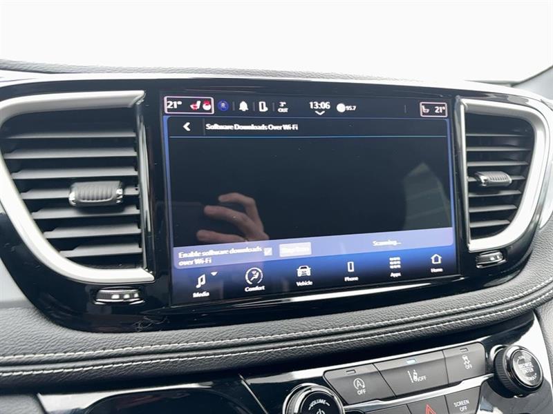 chrysler Pacifica 2022 - 15