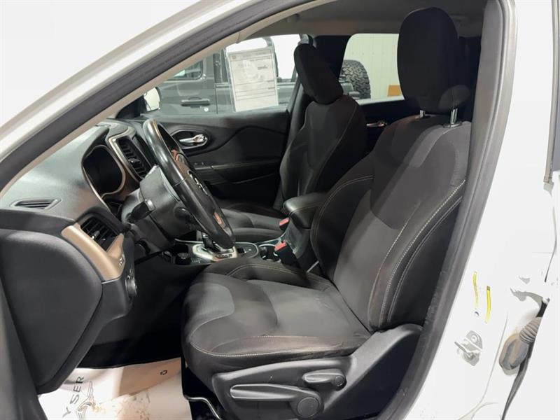 jeep Cherokee 2016 - 8