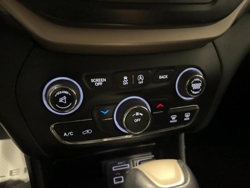 jeep Cherokee 2016 - 14