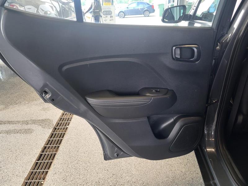 hyundai Venue 2023 - 12