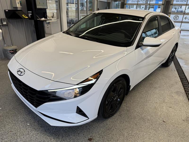 hyundai Elantra Hybrid 2022