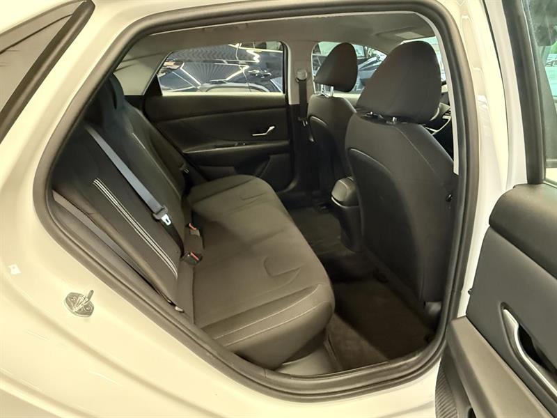 hyundai Elantra hybride 2022 - 17