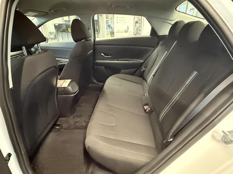 hyundai Elantra hybride 2022 - 19