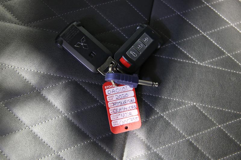 mitsubishi Outlander PHEV 2020 - 29