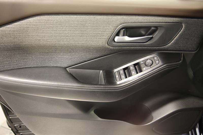 nissan Rogue 2021 - 12