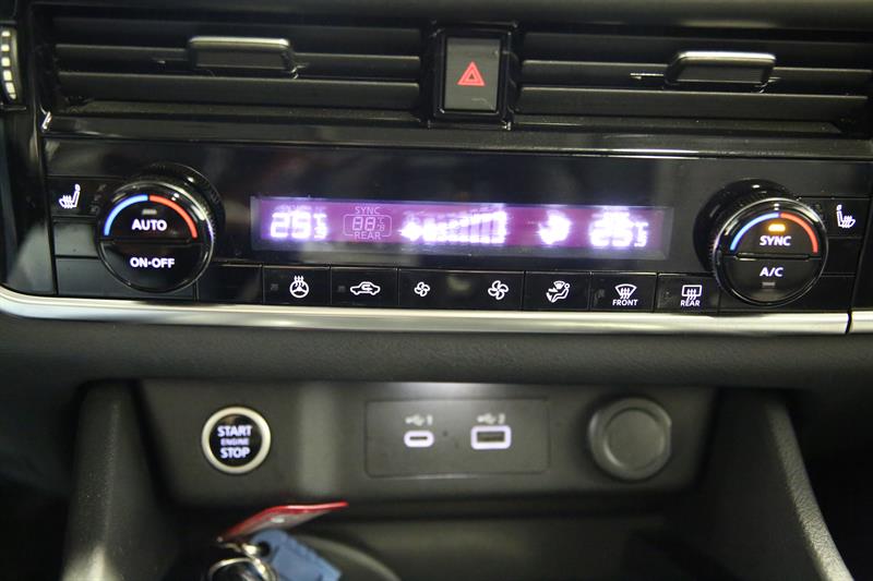 nissan Rogue 2021 - 24