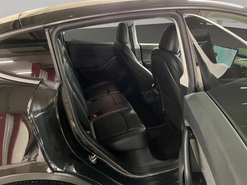 tesla Model Y 2021 - 17