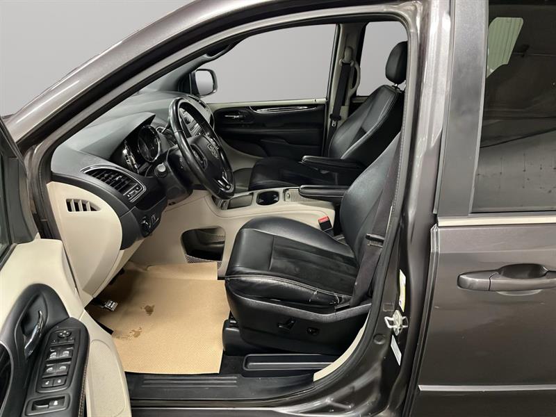 dodge Grand Caravan 2016 - 15