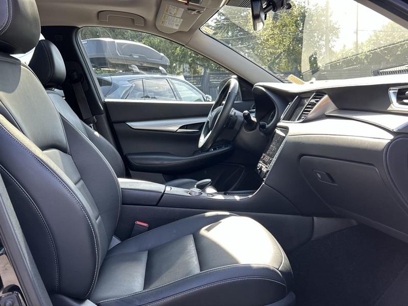 infiniti QX50 2021 - 32