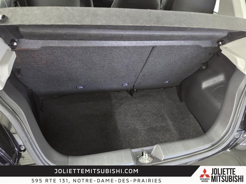 mitsubishi Mirage 2022 - 23