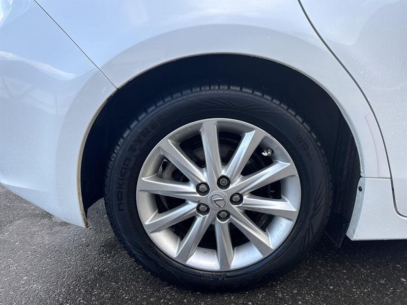 lexus CT 200h 2011 - 12