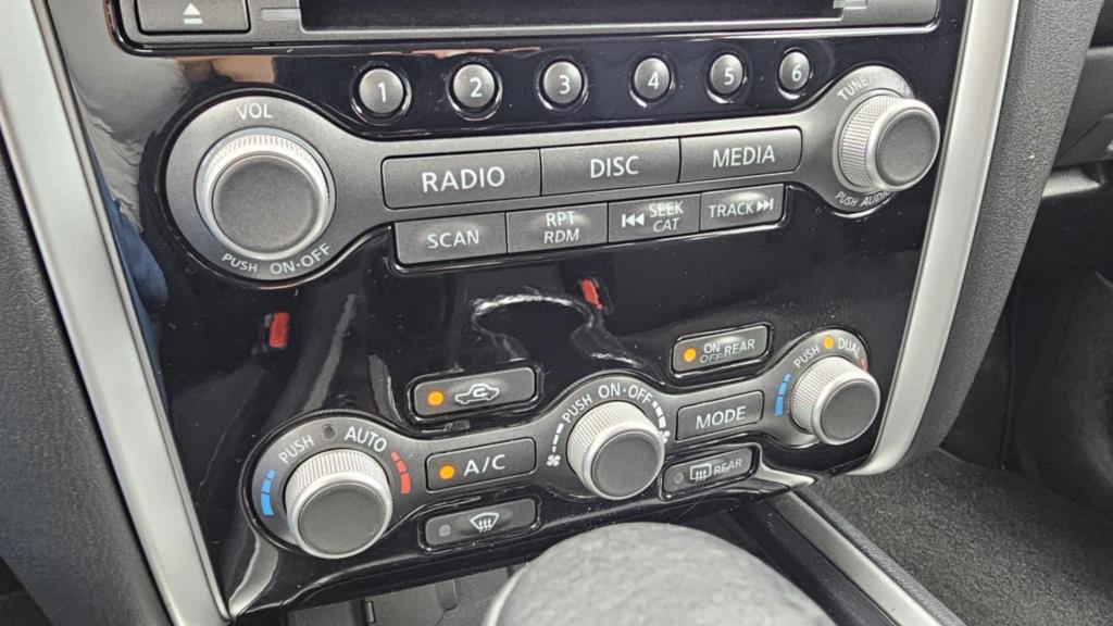 nissan Pathfinder 2018 - 33