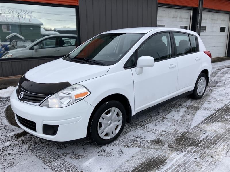 nissan Versa 2011