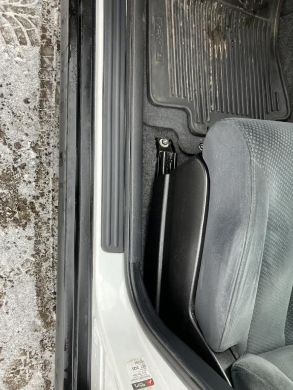 nissan Versa 2011 - 12