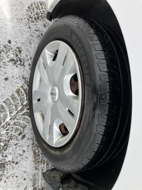 nissan Versa 2011 - 19