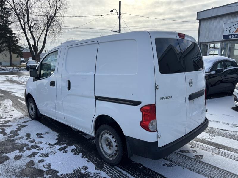 nissan NV200 2015 - 2