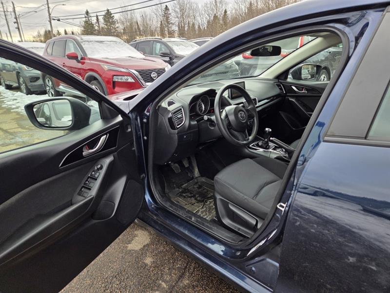 mazda Mazda3 2016 - 10