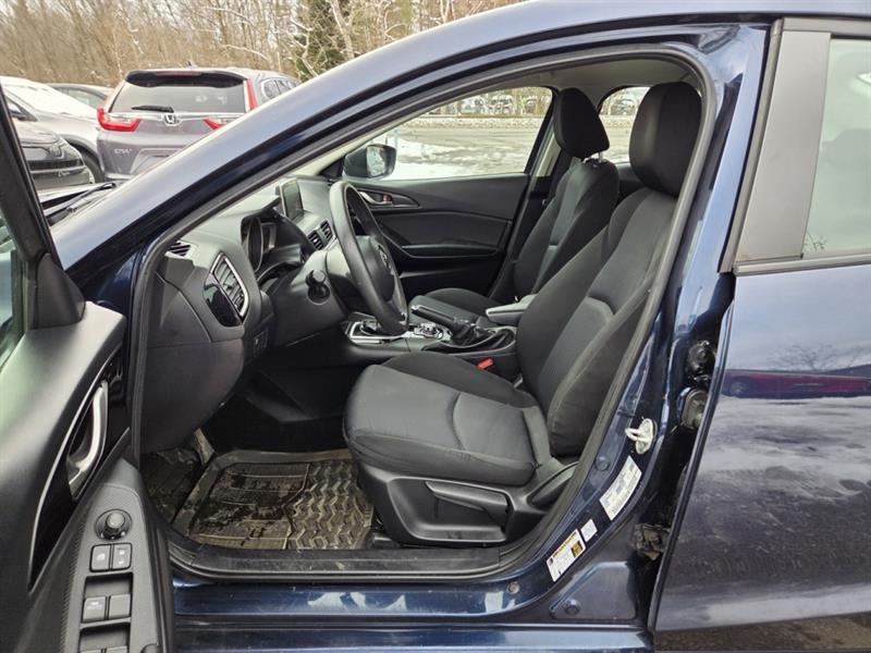 mazda Mazda3 2016 - 12