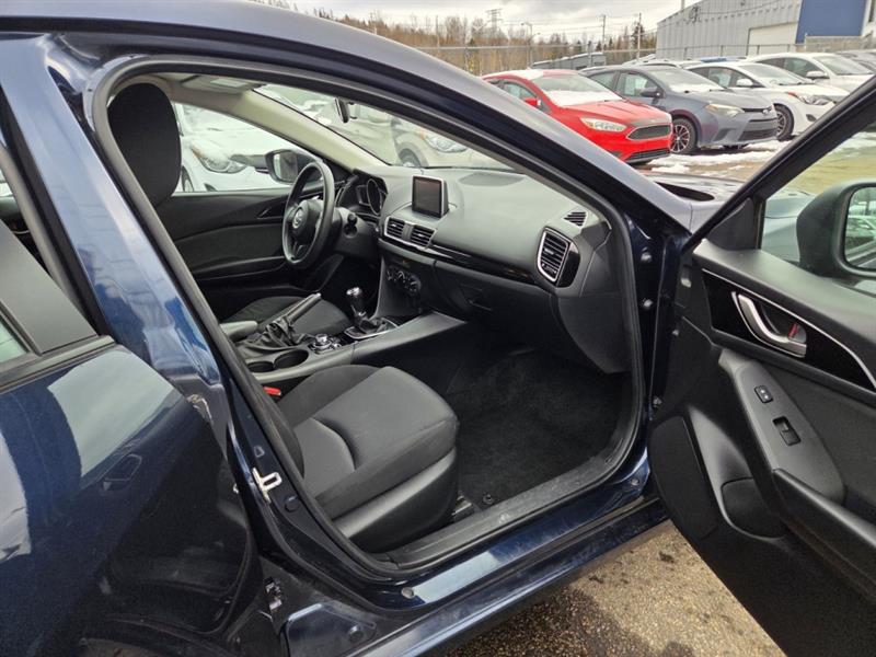 mazda Mazda3 2016 - 17