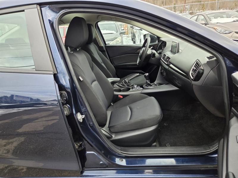 mazda Mazda3 2016 - 18