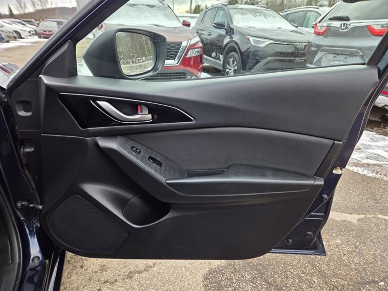 mazda Mazda3 2016 - 19