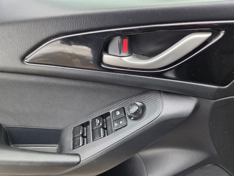 mazda Mazda3 2016 - 23