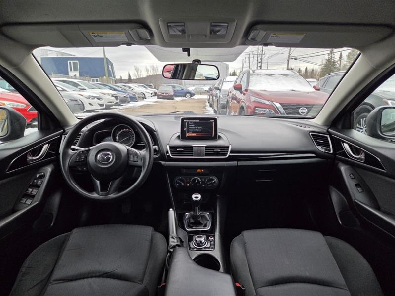 mazda Mazda3 2016 - 24