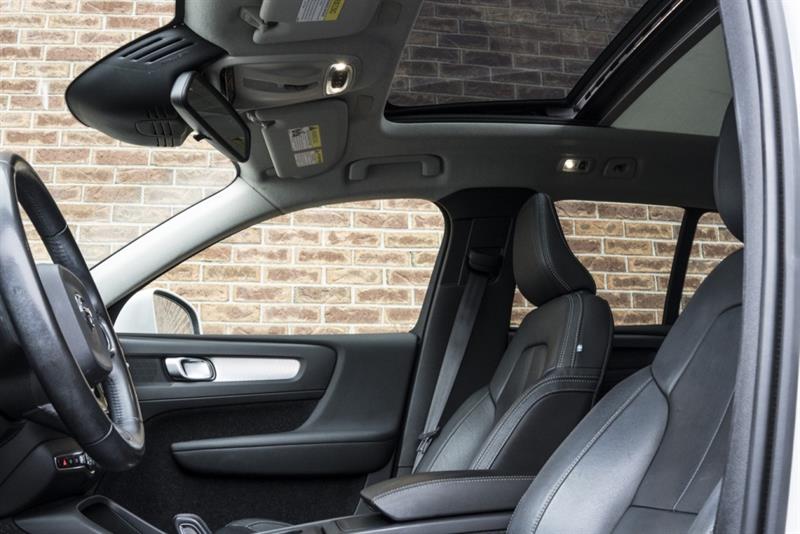 volvo XC40 2019 - 11