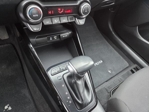 kia Rio 5 portes 2020 - 14