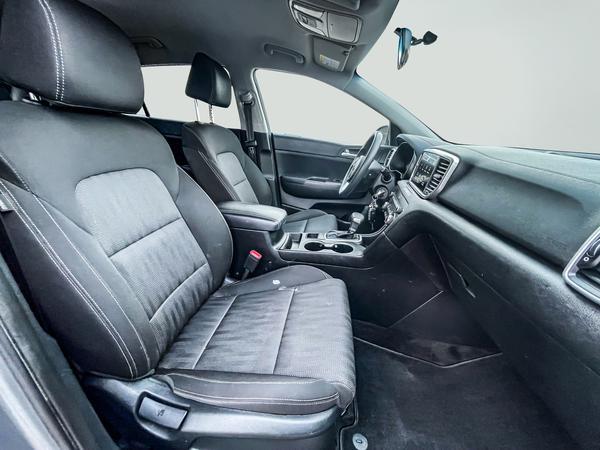 kia Sportage 2021 - 24