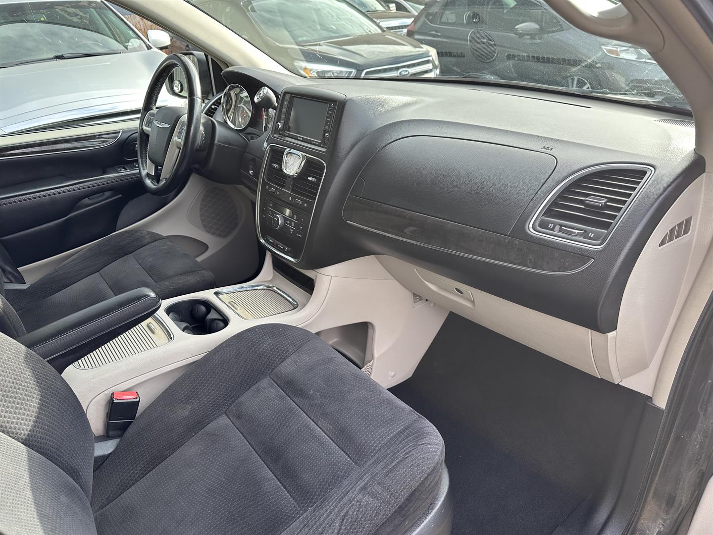 chrysler Town - Country 2014 - 15