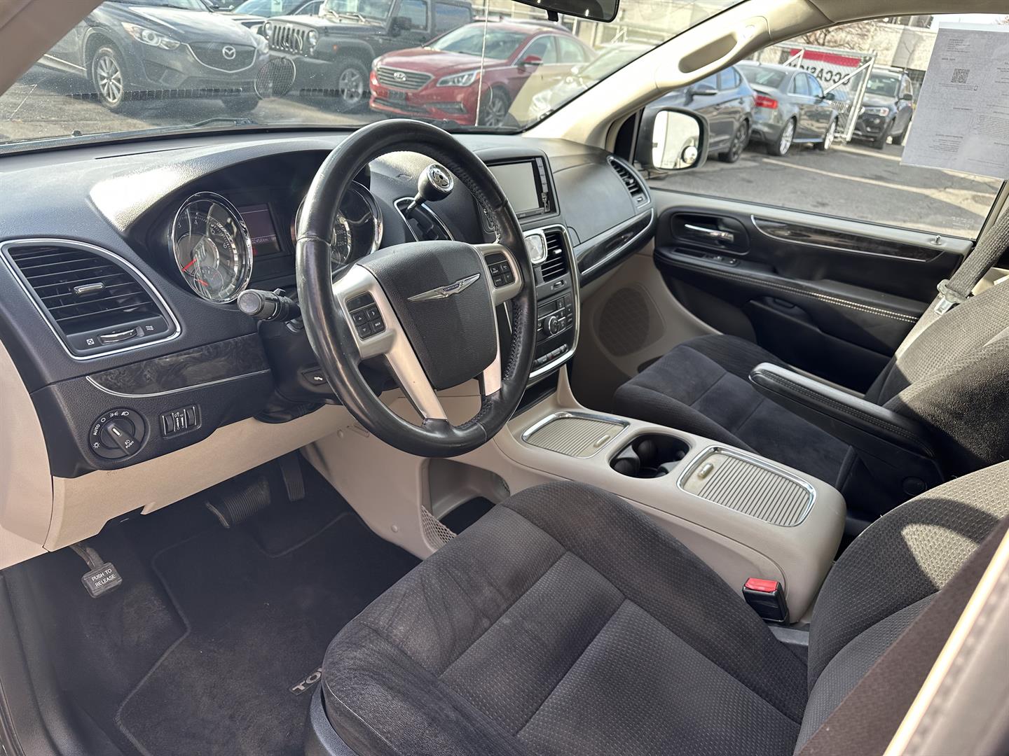 chrysler Town - Country 2014 - 16