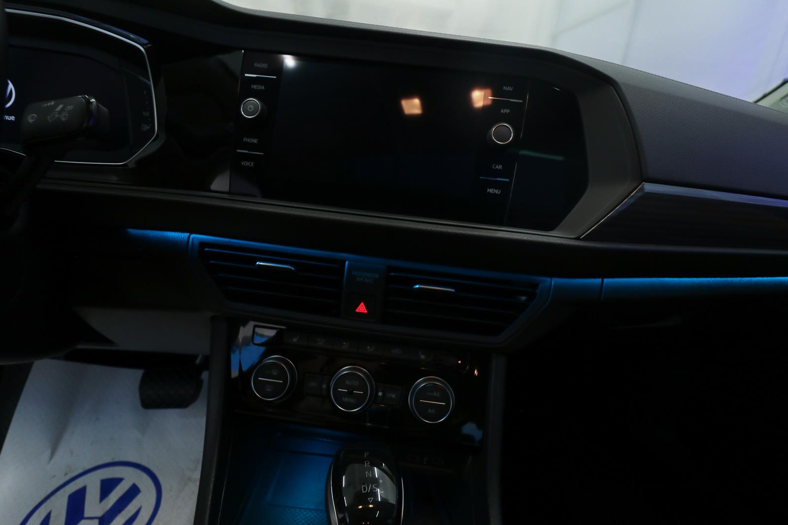 volkswagen Jetta 2022 - 8