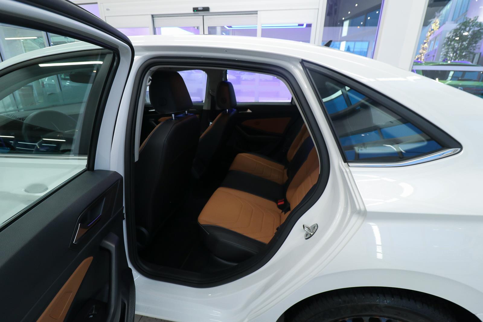 volkswagen Jetta 2022 - 11