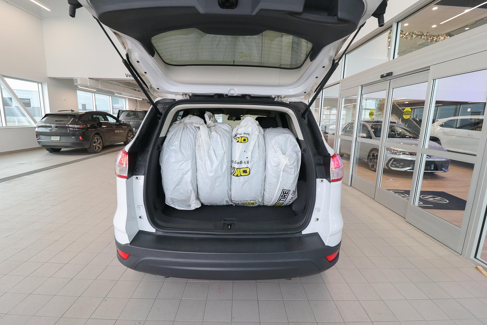 ford Escape 2015 - 17