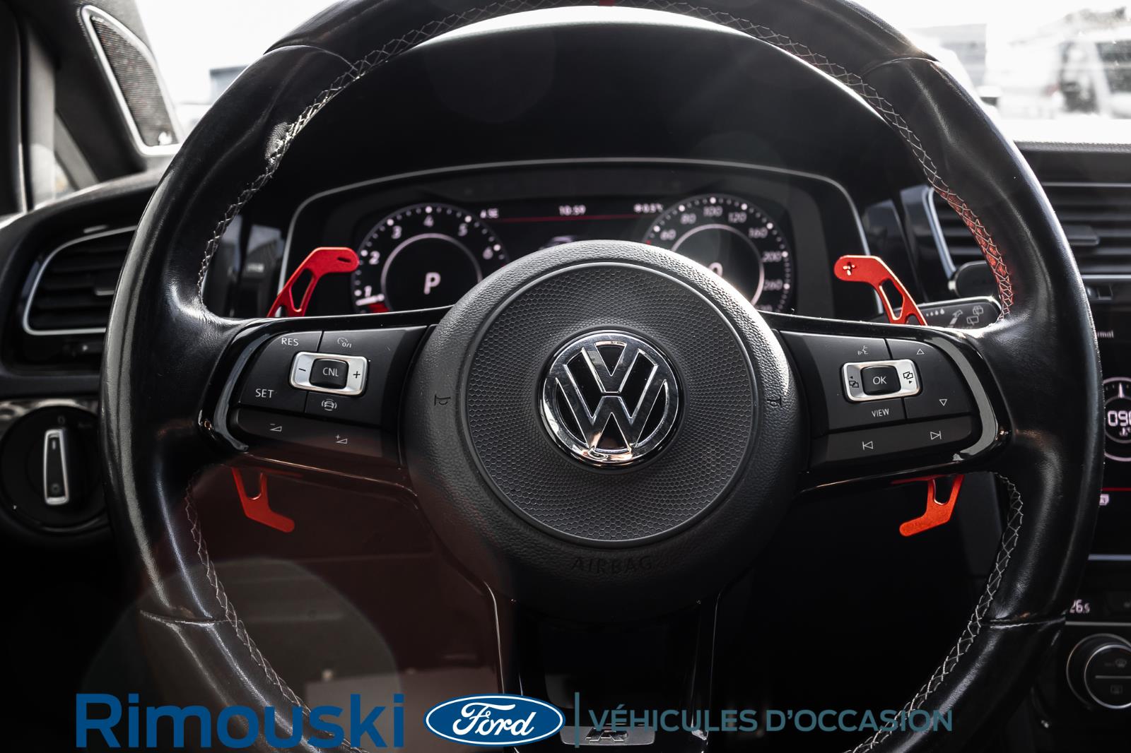 volkswagen Golf R 2019 - 16