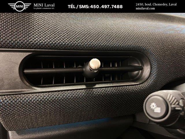 mini 3 Portes 2025 - 12