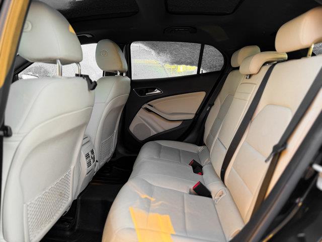 mercedes-benz GLA 2017 - 22