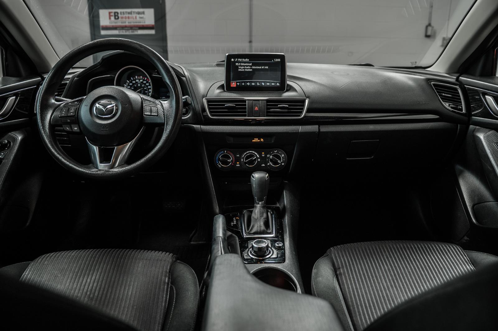 mazda Mazda3 2015 - 25