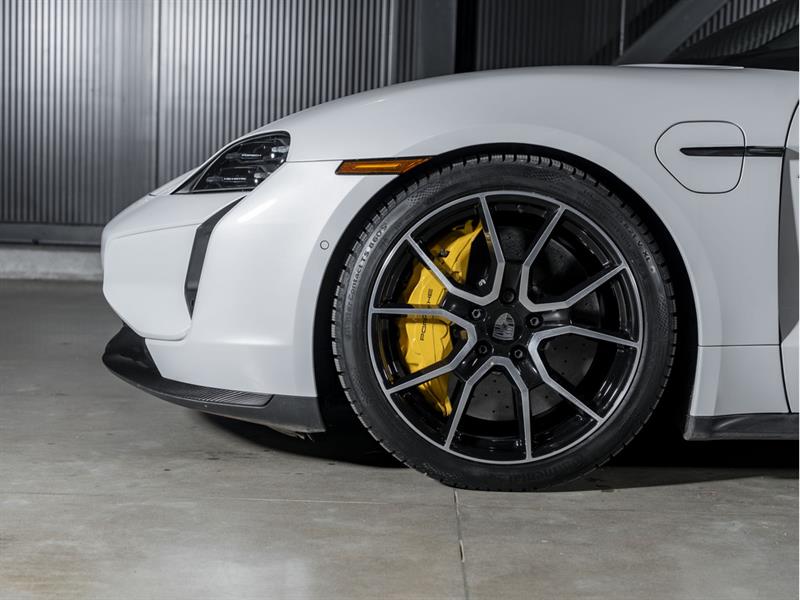 porsche Taycan 2025 - 12