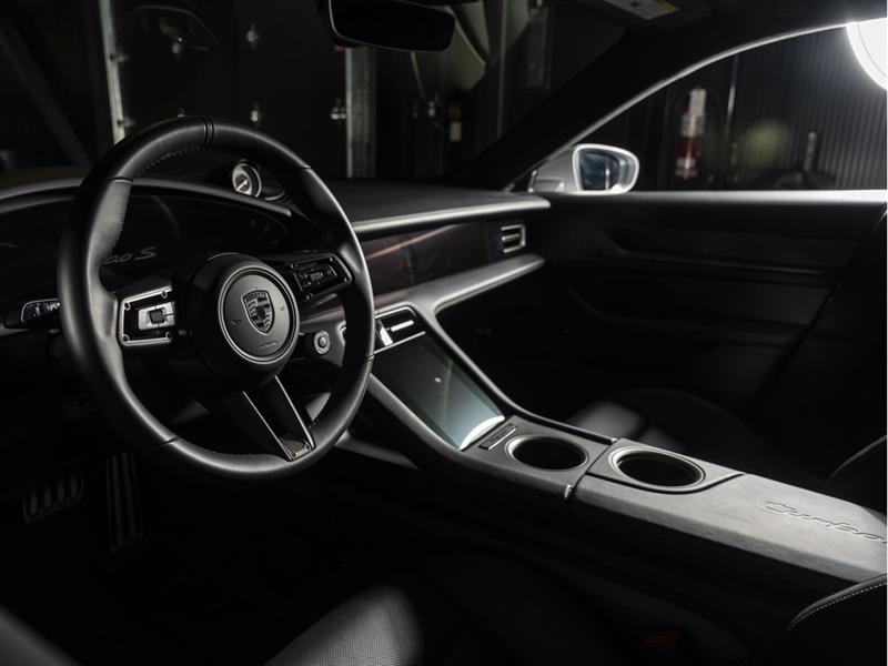 porsche Taycan 2025 - 23