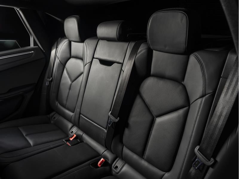 porsche Macan 2023 - 25